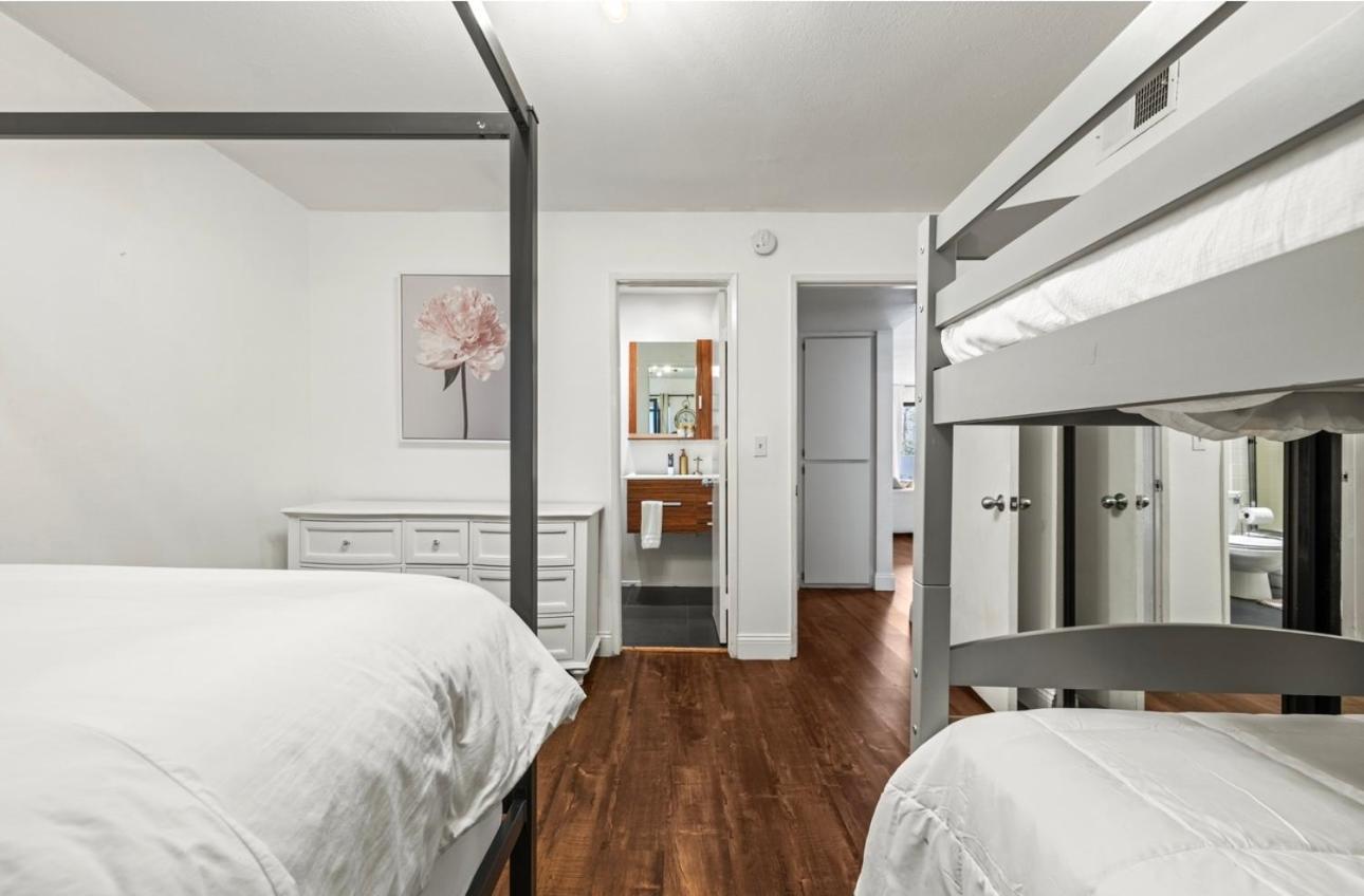 Appartement Elegant Hollywood Retreat - Spacious 2br 2ba With Resort-style Amenities