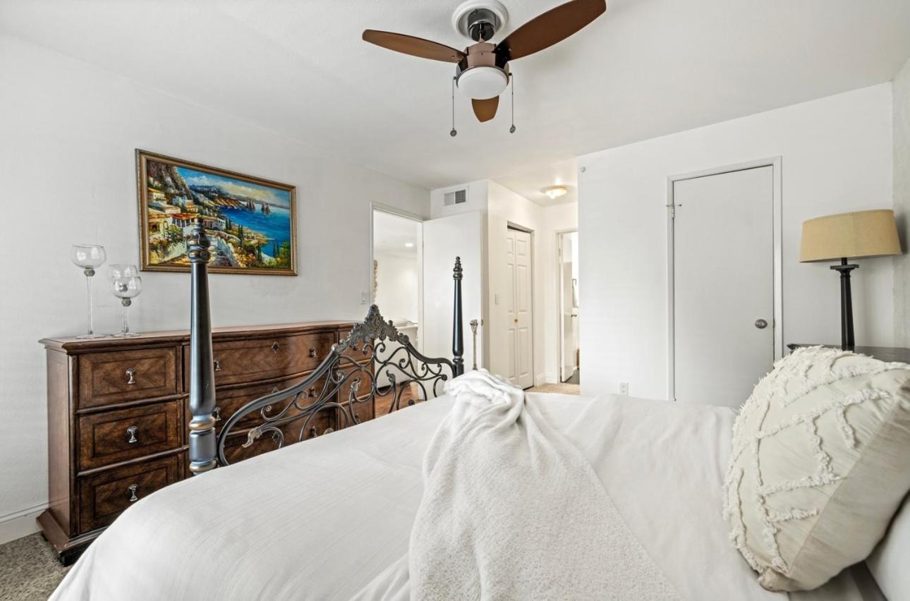 Elegant Hollywood Retreat - Spacious 2br 2ba With Resort-style Amenities Appartement *